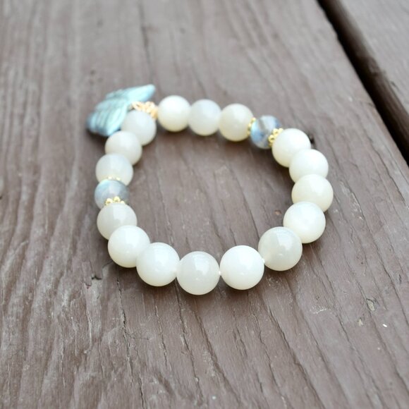 【SOLD】10 mm White Moonlight Bracelet - Labradorite Butterfly Charm - Picture 4 of 6